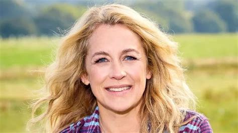 Celebrity Fakes > Images > Celebrity > Sarah Beeny